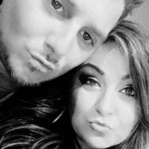 Meet your Posher, Hillary